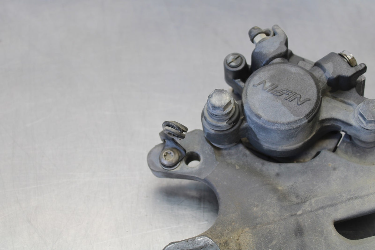 15 TRIUMPH TIGER 800 REAR BACK BRAKE CALIPER W MOUNT BRACKET BB873
