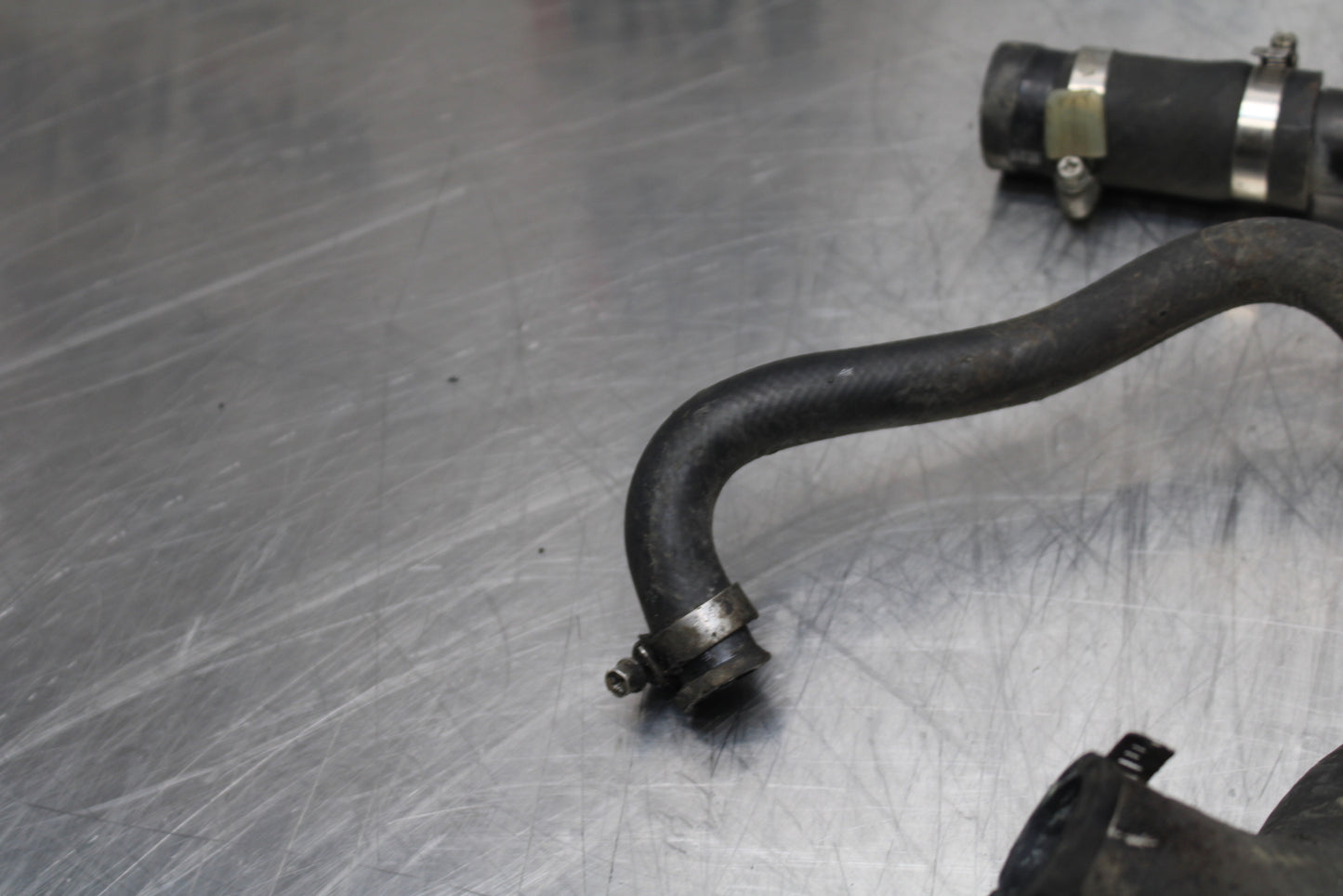 04-05 KAWASAKI NINJA ZX10R RADIATOR HOSES ENGINE COOLANT WATER PIPES BB163