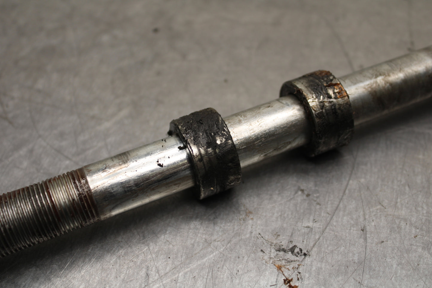 14-15 KAWASAKI NINJA 650 EX650F ABS FRONT WHEEL RIM AXLE PIVOT BOLT BB741