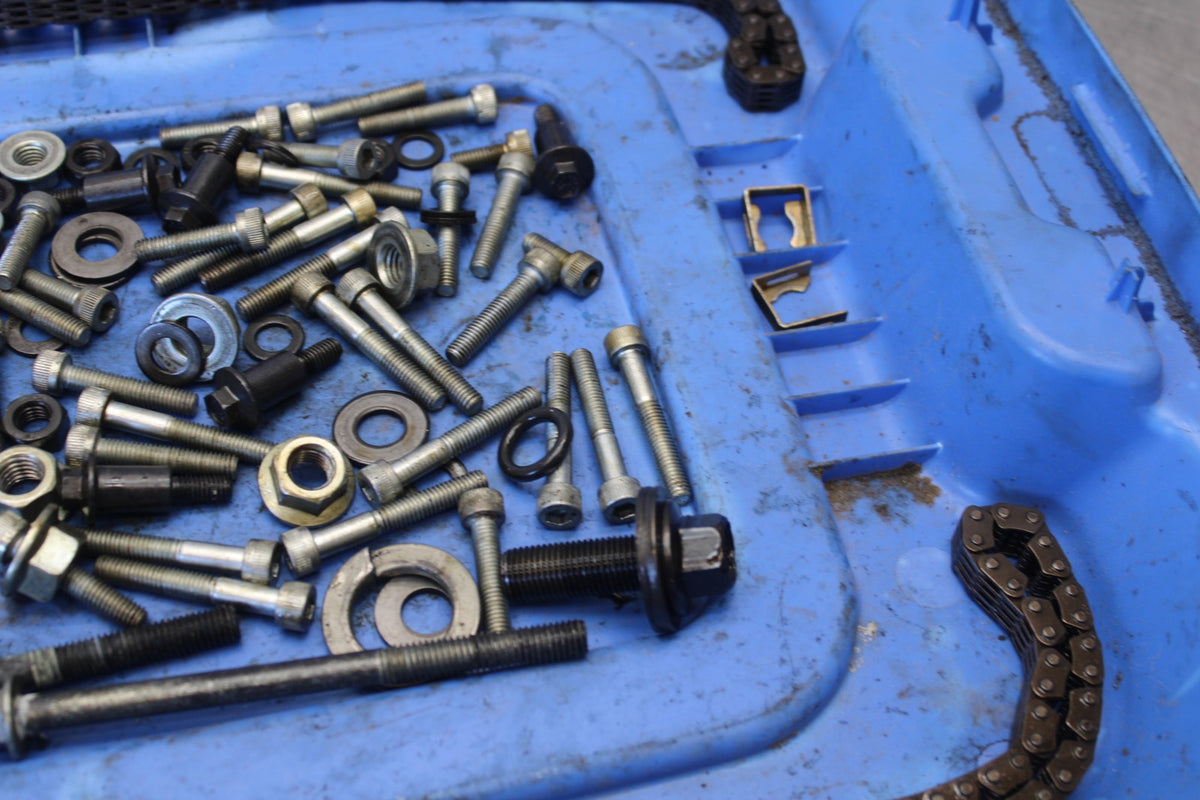 03-17 VICTORY VEGAS MOUNTING BOLTS HARDWARE SCREWS BB874