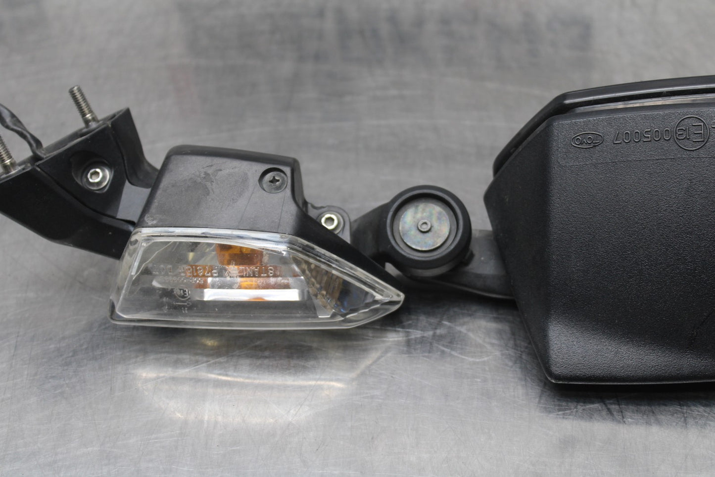 08 KAWASAKI NINJA ZX10R RIGHT SIDE REAR VIEW MIRROR & TURN SIGNAL BB201