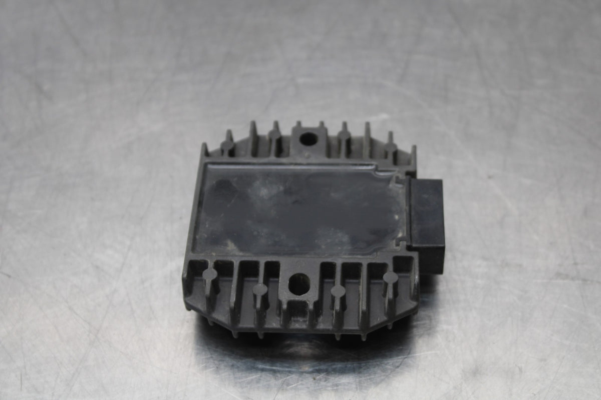 08-18 KAWASAKI KLR650 RECTIFIER VOLTAGE REGULATOR BB183