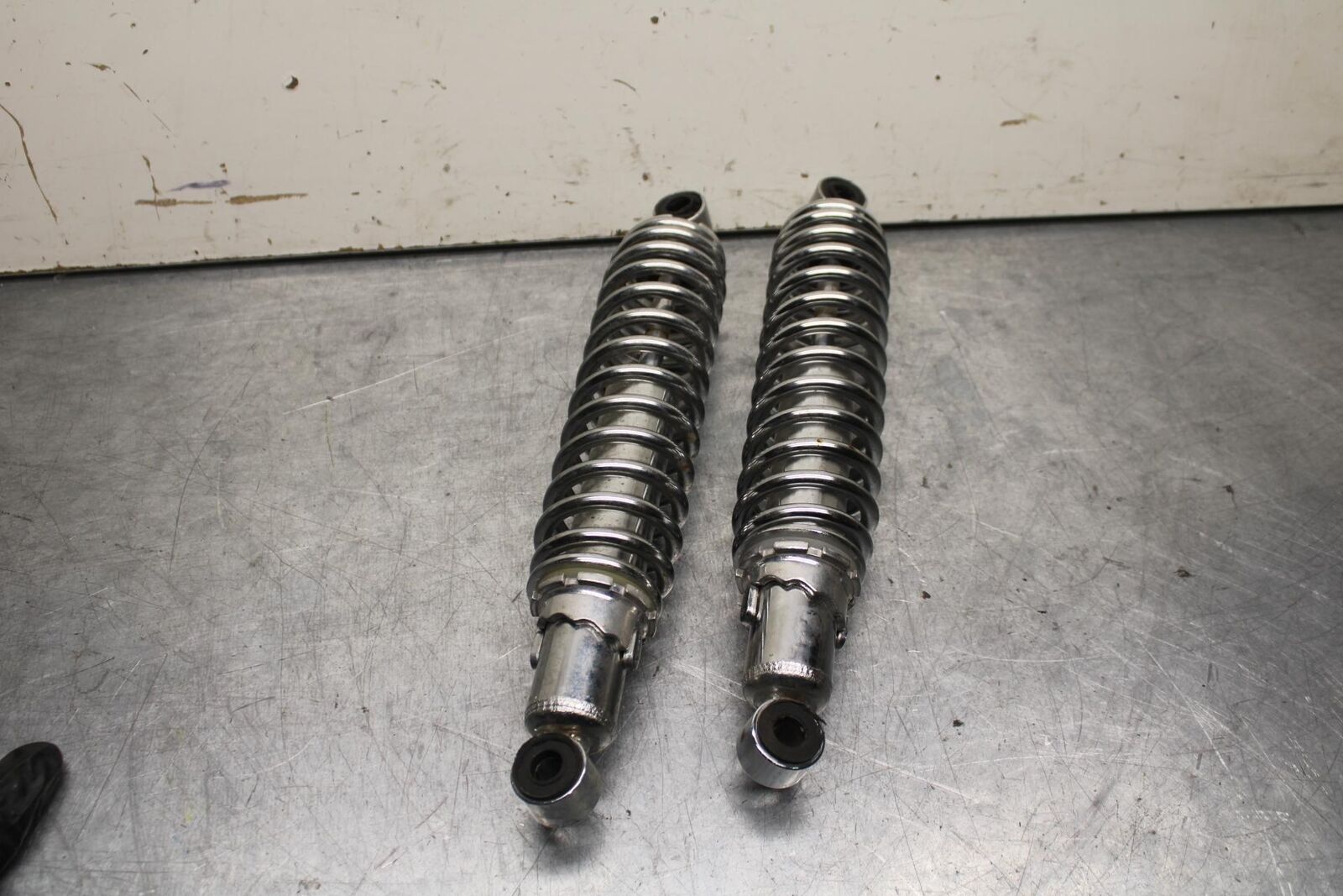 80-81 SUZUKI GS1000GL REAR BACK SHOCK ABSORBERS BB103