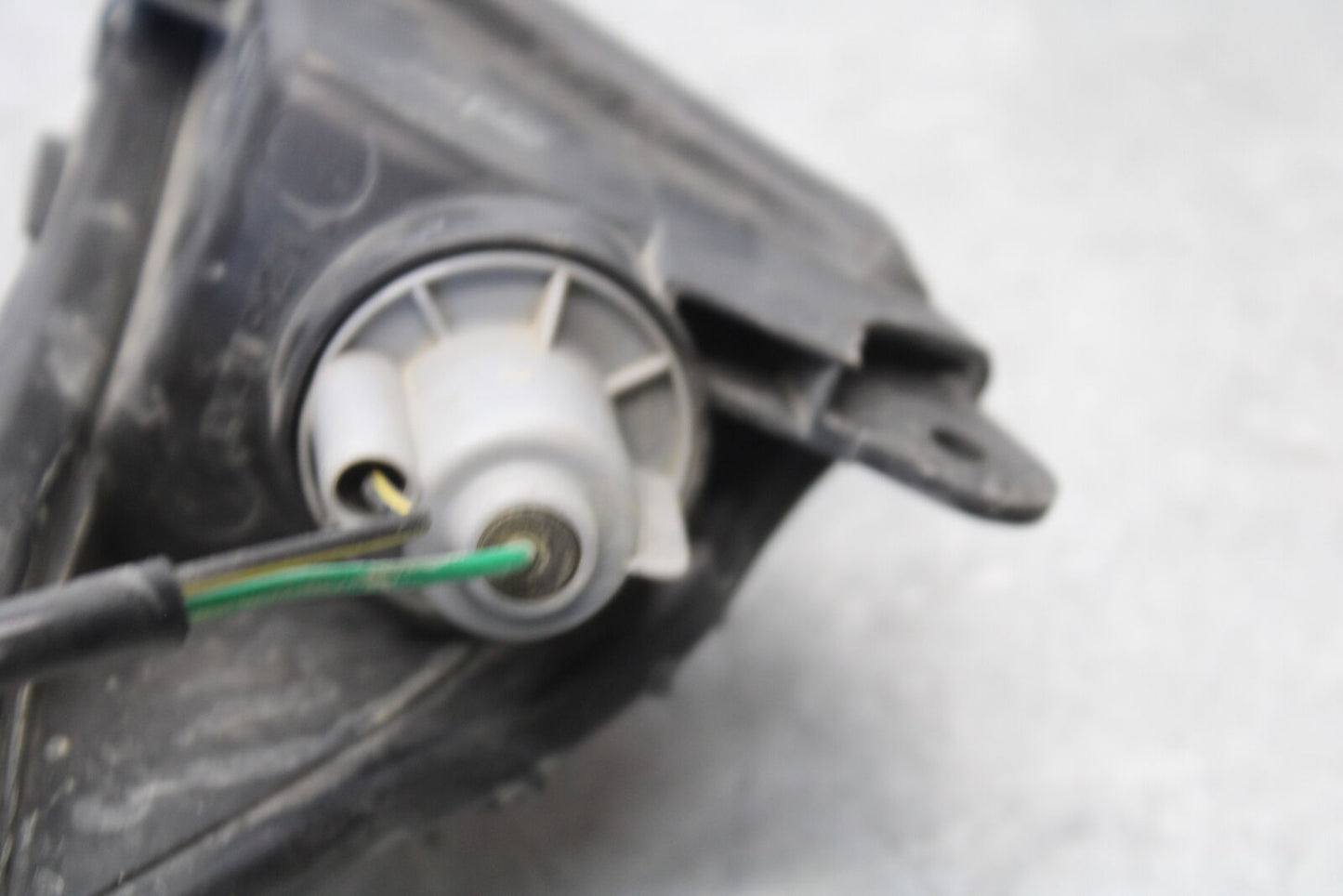 09-12 KAWASAKI NINJA ZX6R ZX600R LEFT FRONT TURN SIGNAL LIGHT INDICATOR BB656