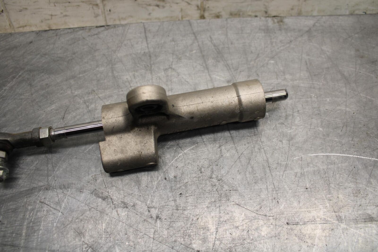 06-07 SUZUKI GSXR750 STEERING DAMPER STABILIZER 51750-01H10 BB482