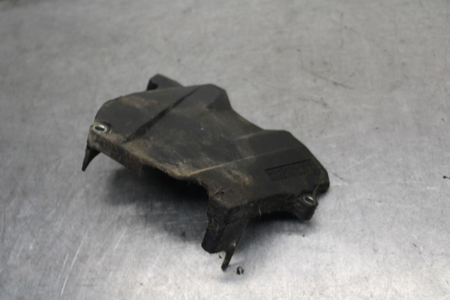 08-09 YAMAHA YZF R6S ENGINE SPROCKET COVER  BB690
