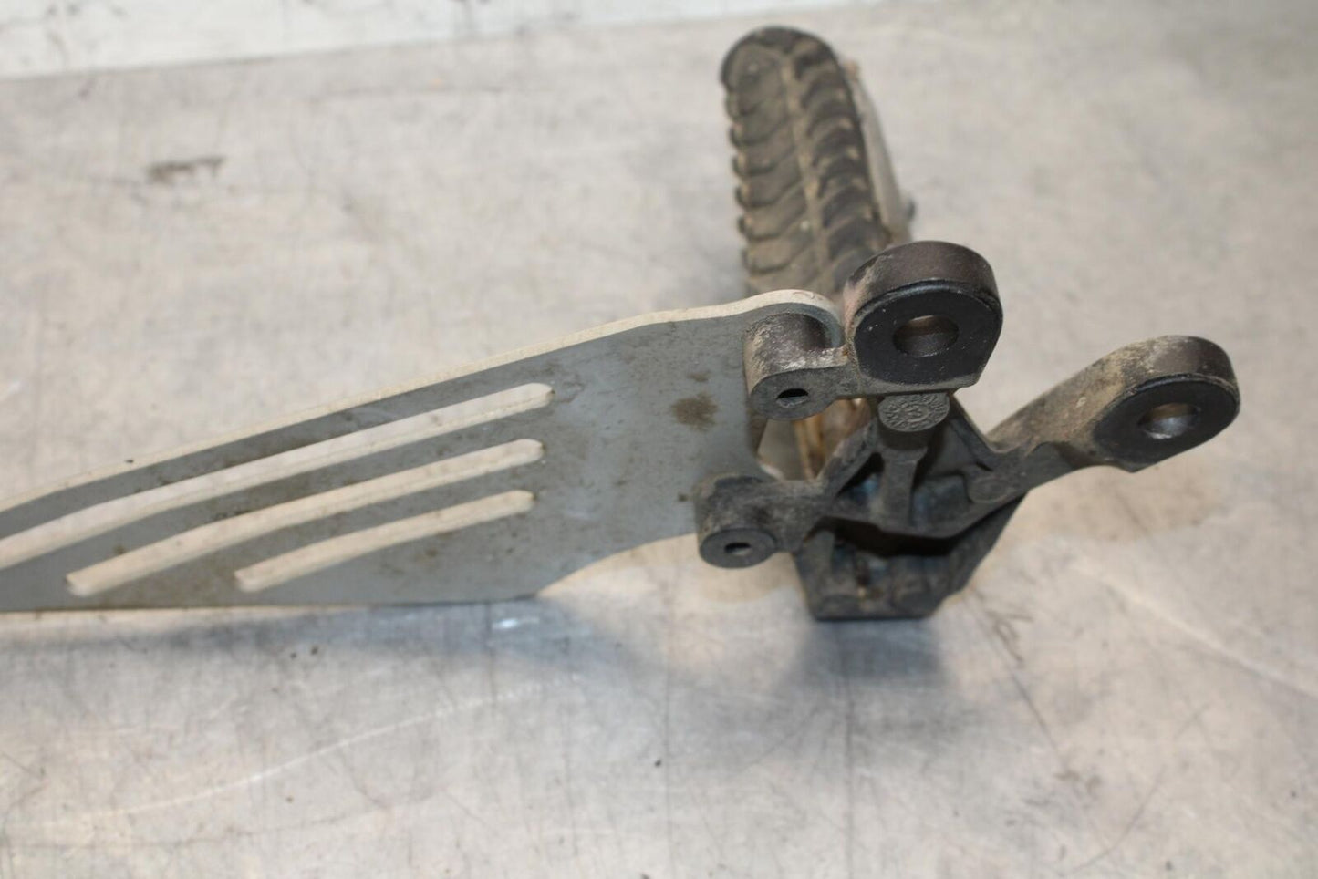 2012 Kawasaki Ninja ZX14R ZX1400E LEFT REARSET REAR SET DRIVER FOOT PEG REST BB6