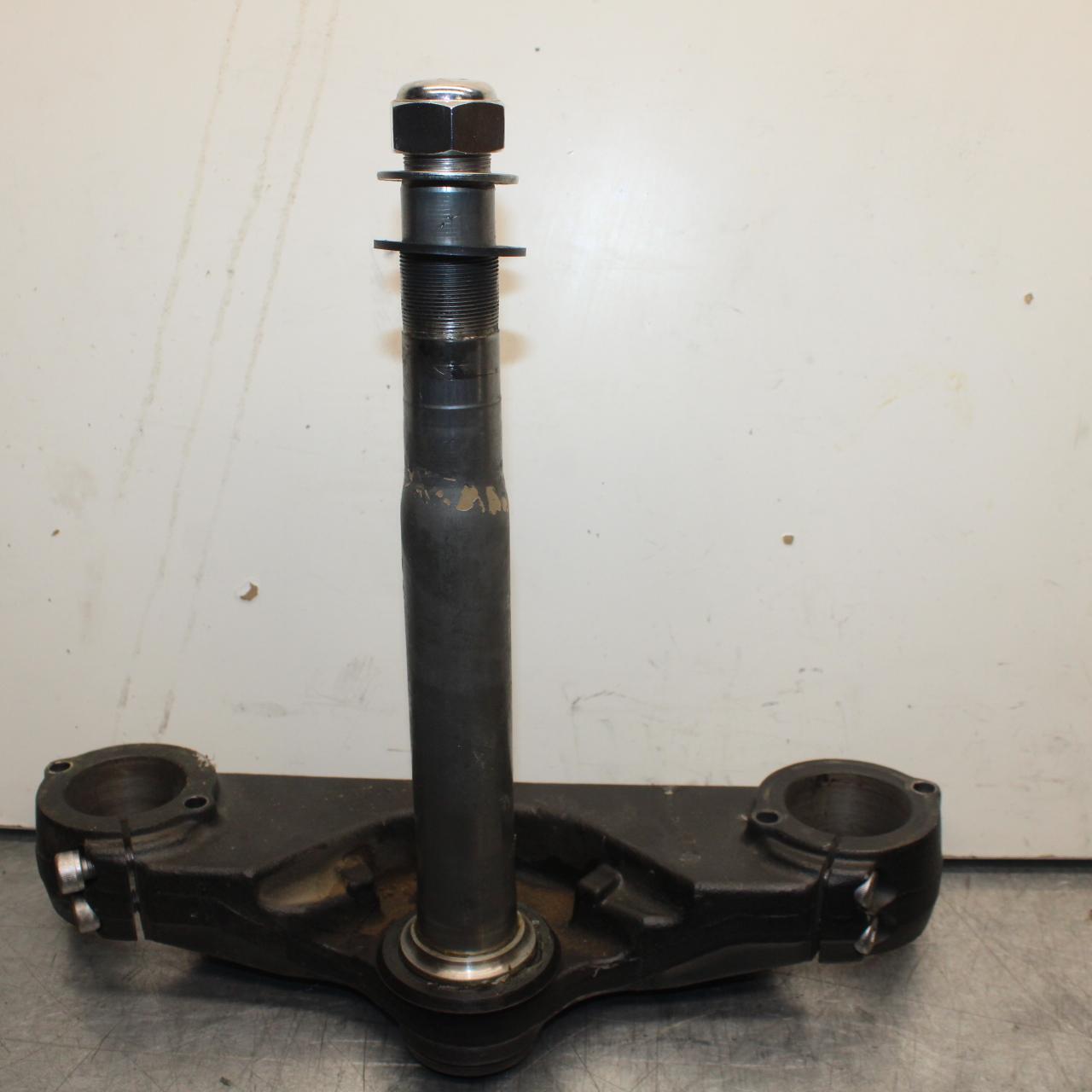 2007 Yamaha V Star 1300 XVS1300A FRONT FORKS CLAMP LOWER TRIPLE TREE STEM BB78