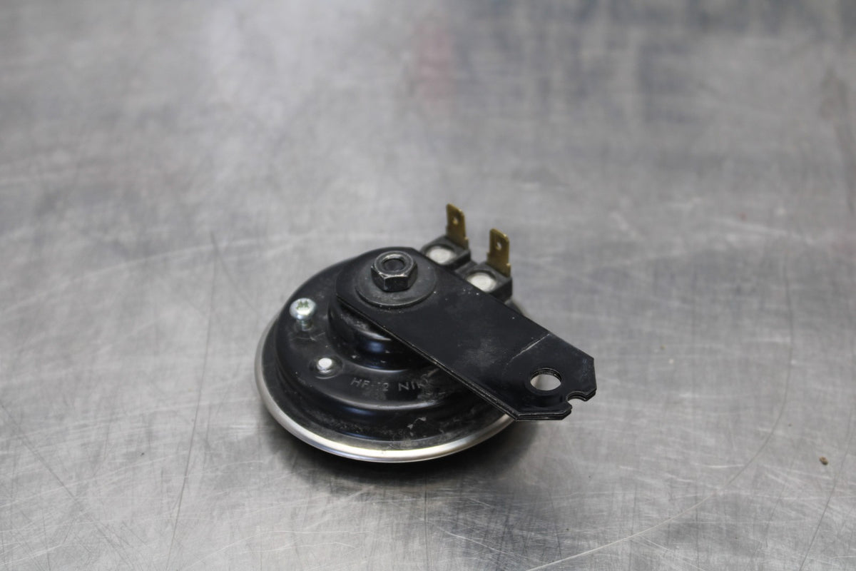 22-25 YAMAHA YZF R7 HORN SIGNAL BB182