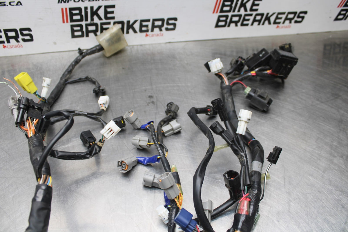 20-25 SUZUKI GSXR750 MAIN ENGINE WIRING HARNESS MOTOR WIRE LOOM BB810