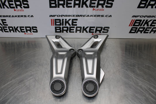 14-17 YAMAHA FZ07 RIGHT LEFT FRAME MID SIDE COVERS COWLS PANELS TRIM BB162