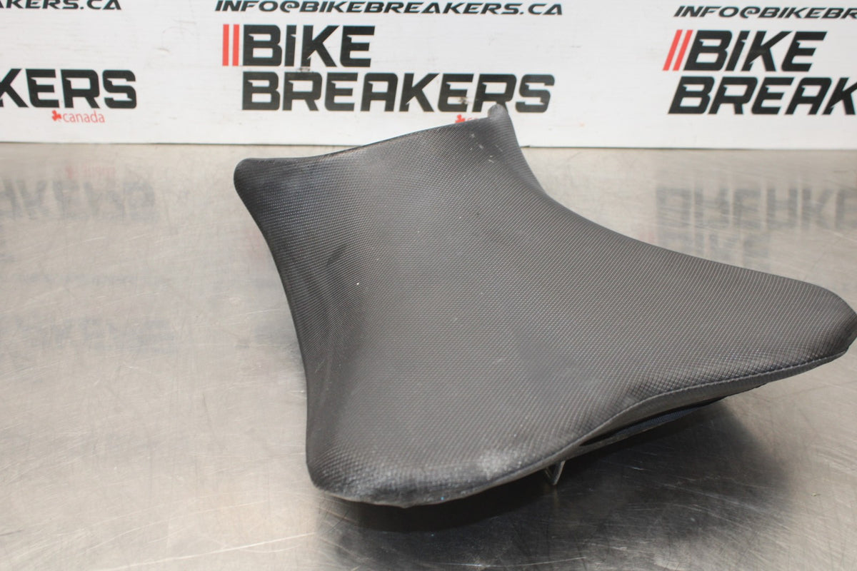 18-23 KAWASAKI NINJA 400 EX400 ABS FRONT DRIVERS SEAT PAD SADDLE PILLION BB795