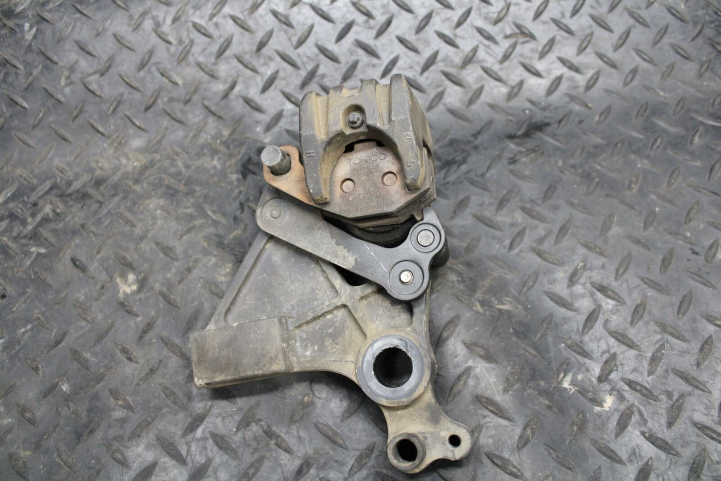 12-17 KAWASAKI NINJA 650 REAR  BRAKE CALIPER W MOUNT BRACKET 43034-0037 BB211