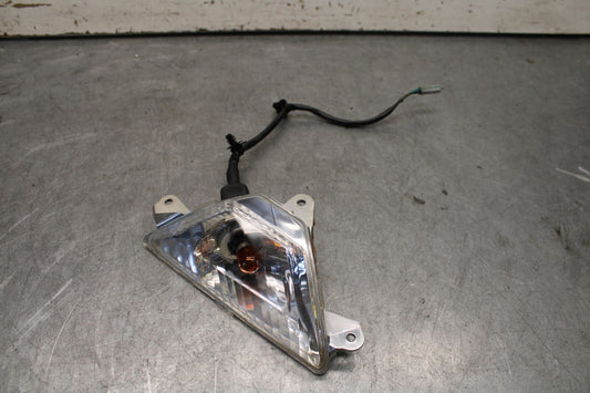 18-23 KAWASAKI NINJA 400 RIGHT FRONT TURN SIGNAL LIGHT INDICATOR BB660