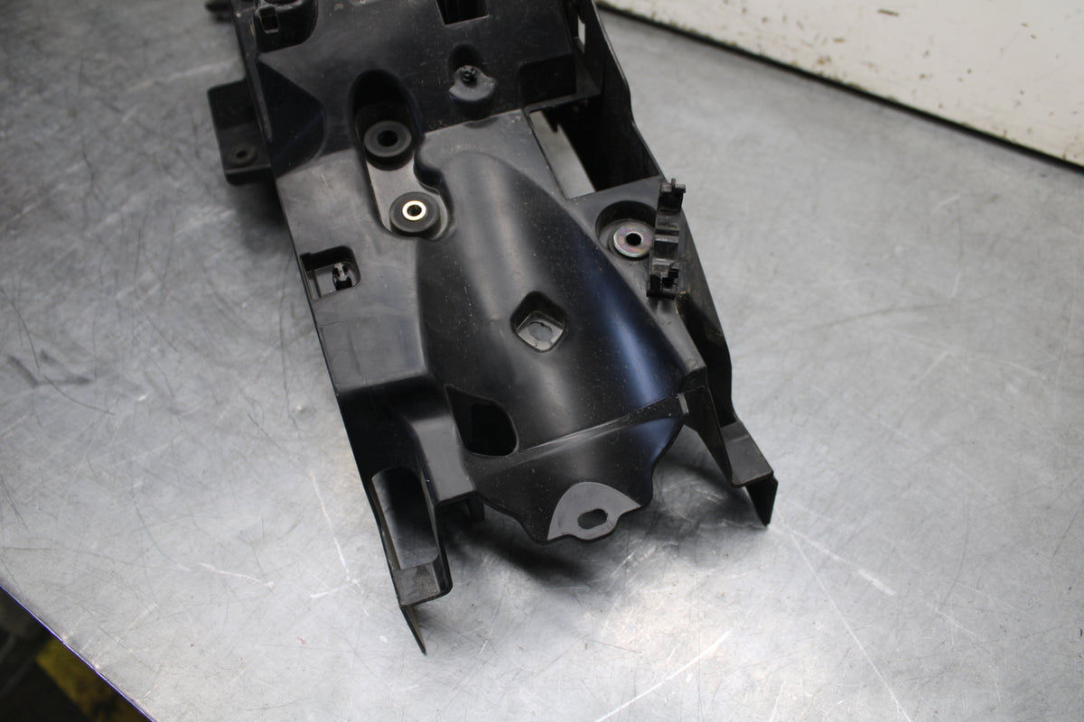 22-24 YAMAHA XSR900 REAR BACK TAIL UNDERTAIL BATTERY TRAY PLASTIC BB710