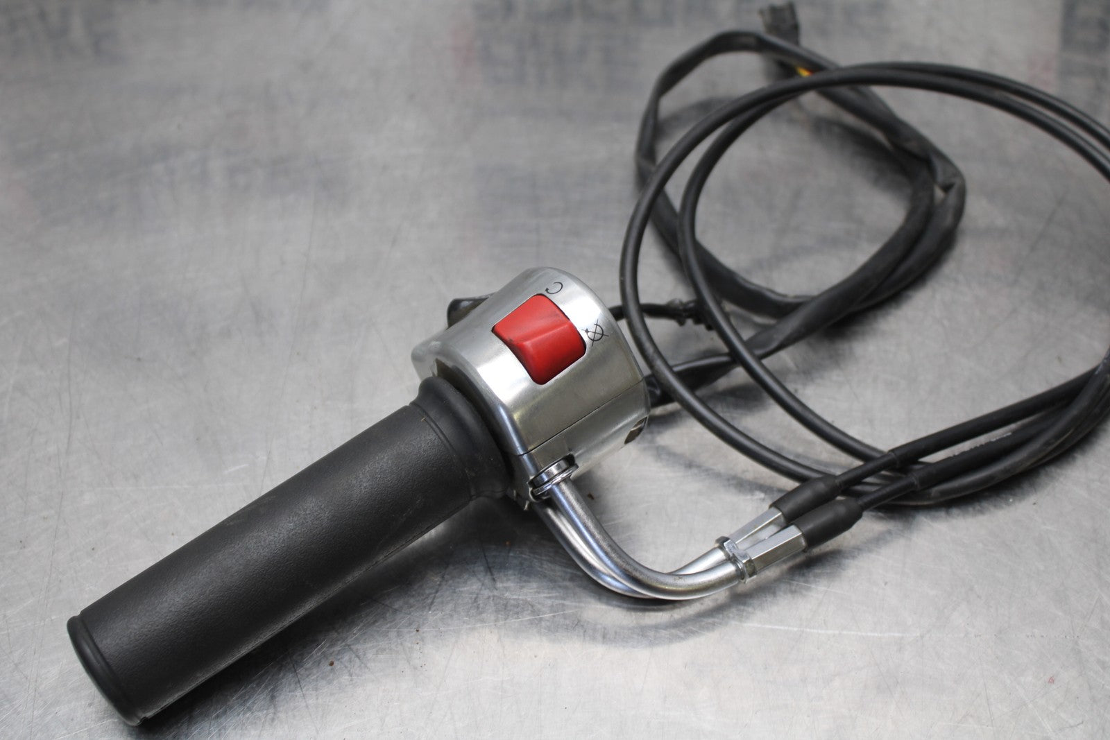 08 KAWASAKI VULCAN 900 RIGHT CLIP ON HANDLE KILL OFF START SWITCH SWITCHES BB184