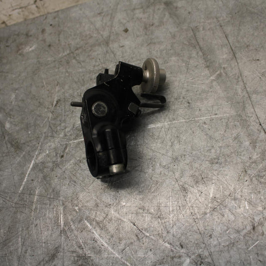 2009 Kawasaki Ninja ZX6R ZX600R CLUTCH LEVER PERCH MOUNT BRACKET 13091-1624 BB44