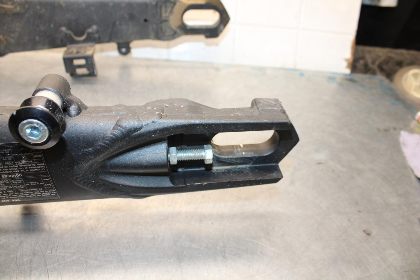 2012 Kawasaki Ninja ZX14R ZX1400E REAR SWINGARM BACK SUSPENSION SWING ARM BB60