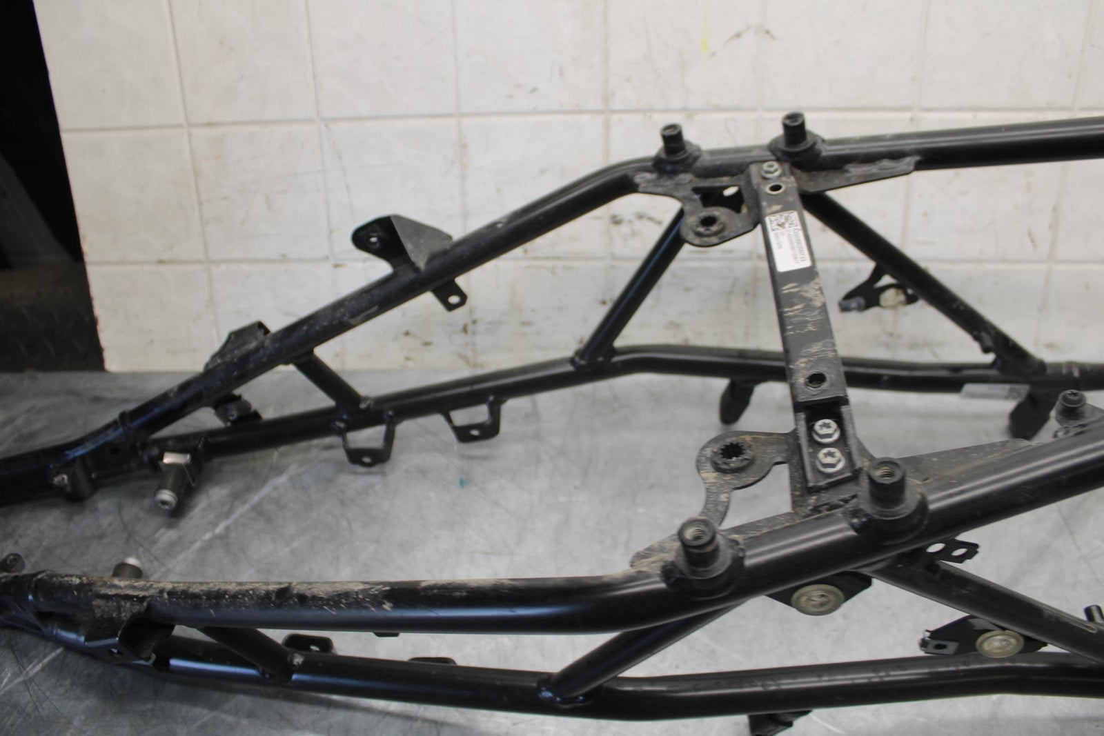 22 KTM 890 ADVENTURE   REAR BACK TAIL SUBFRAME SUB FRAME BB514