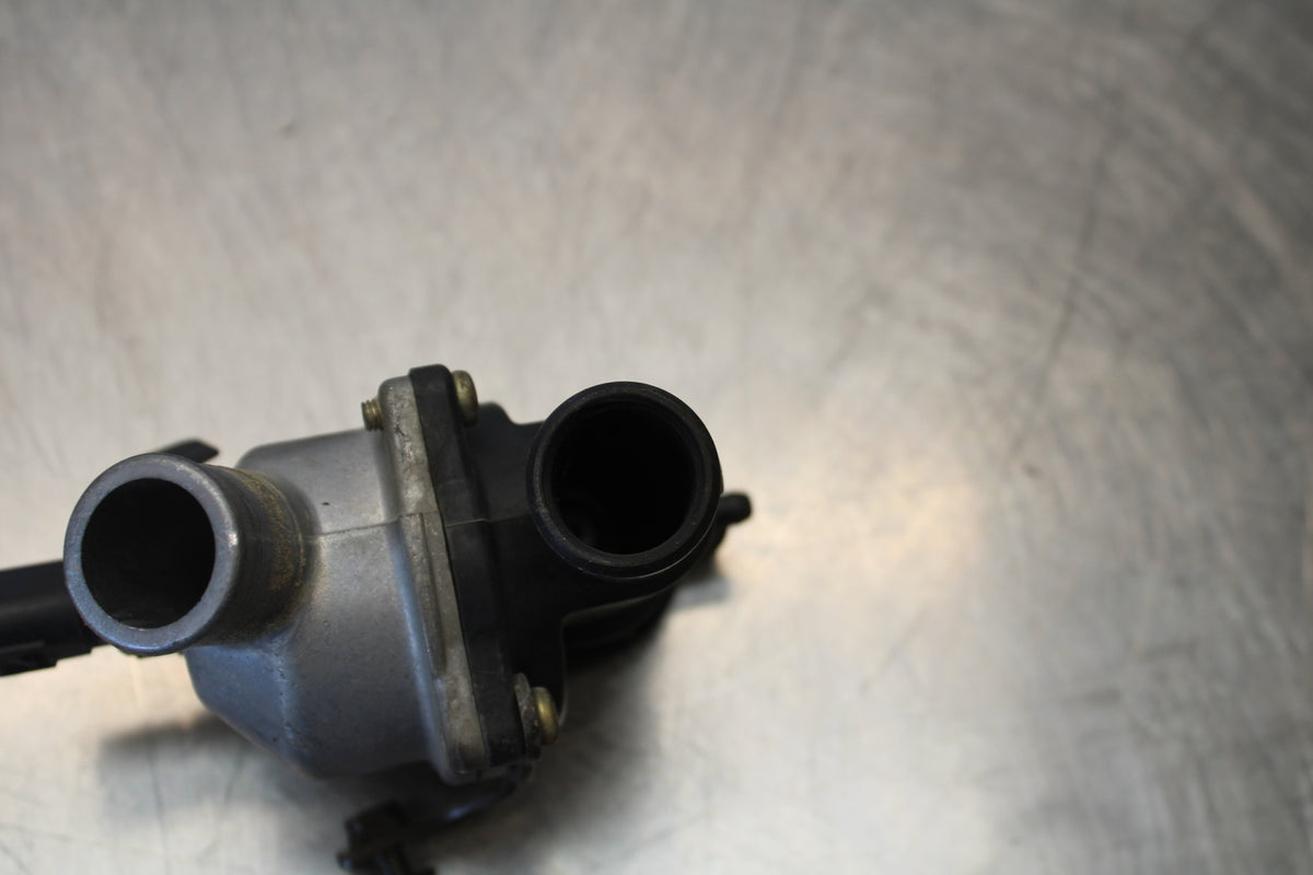 03-06 KAWASAKI Z1000 THERMOSTAT W HOUSING ASSEMBLY BB164