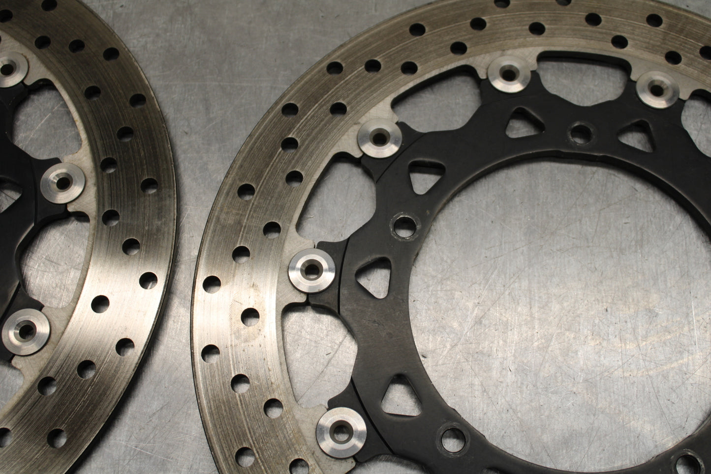 03-05 YAMAHA YZF R6  FRONT LEFT RIGHT BRAKE ROTORS DISCS BB132