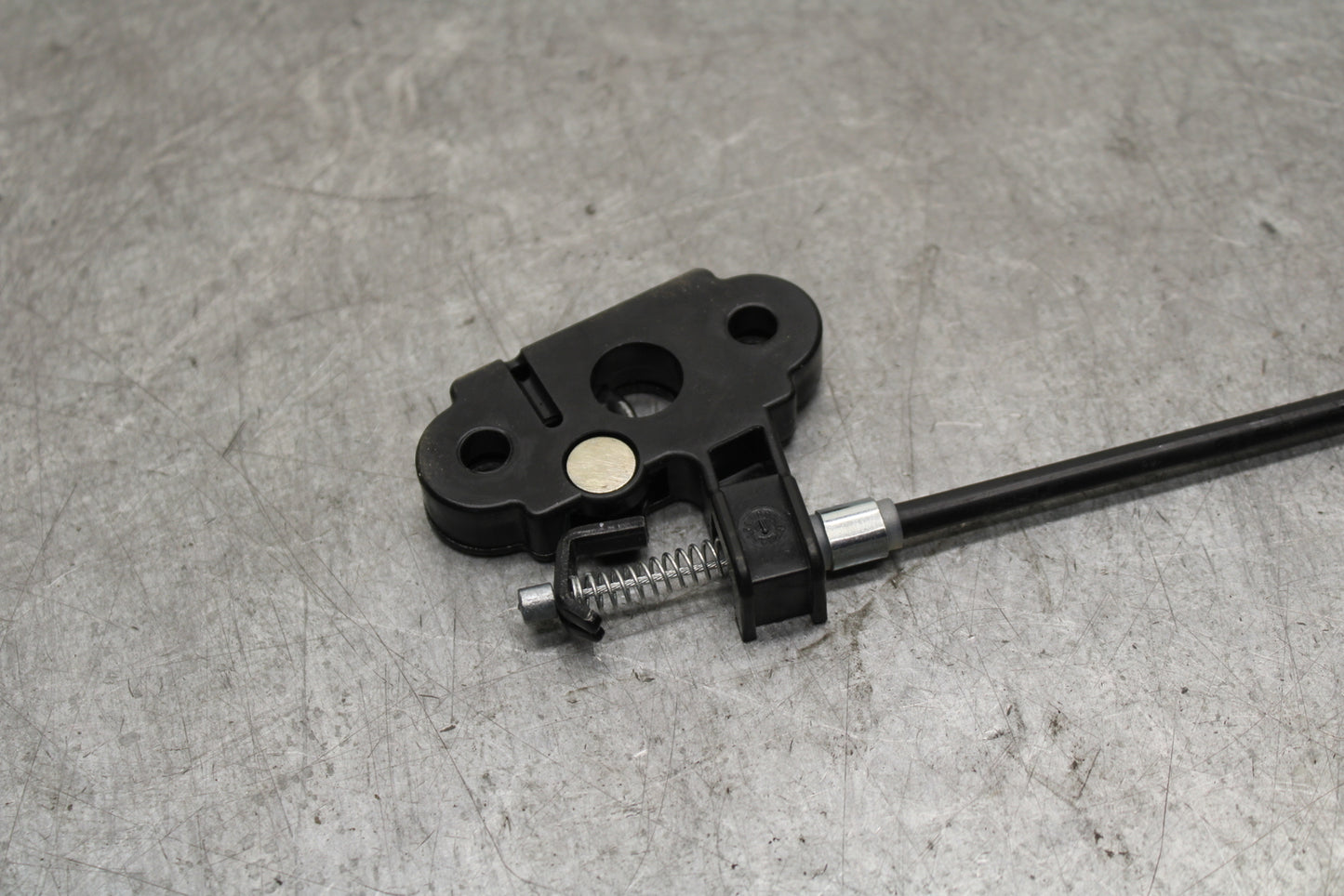 18-23 KAWASAKI NINJA 400 REAR & FRONT SEAT LATCH LOCK ASSEMBLY BB660