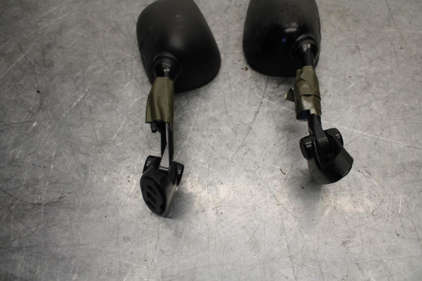 2004 Suzuki GSXR600  MIRRORS BB528