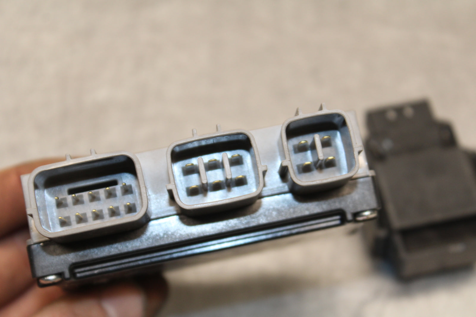 24 KAWASAKI NINJA 500 ABS RELAY ASSEMBLY FUSE BOX SET BB730