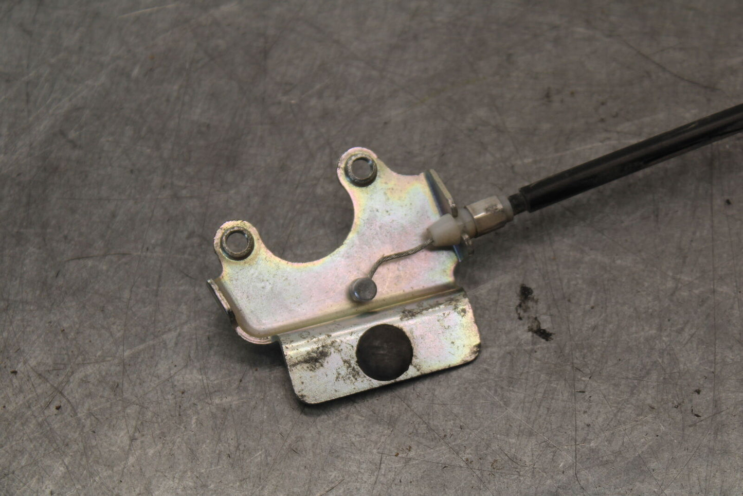 09-15 YAMAHA FZ6R REAR PASSENGER SEAT LATCH LOCK ASSEMBLY BB686