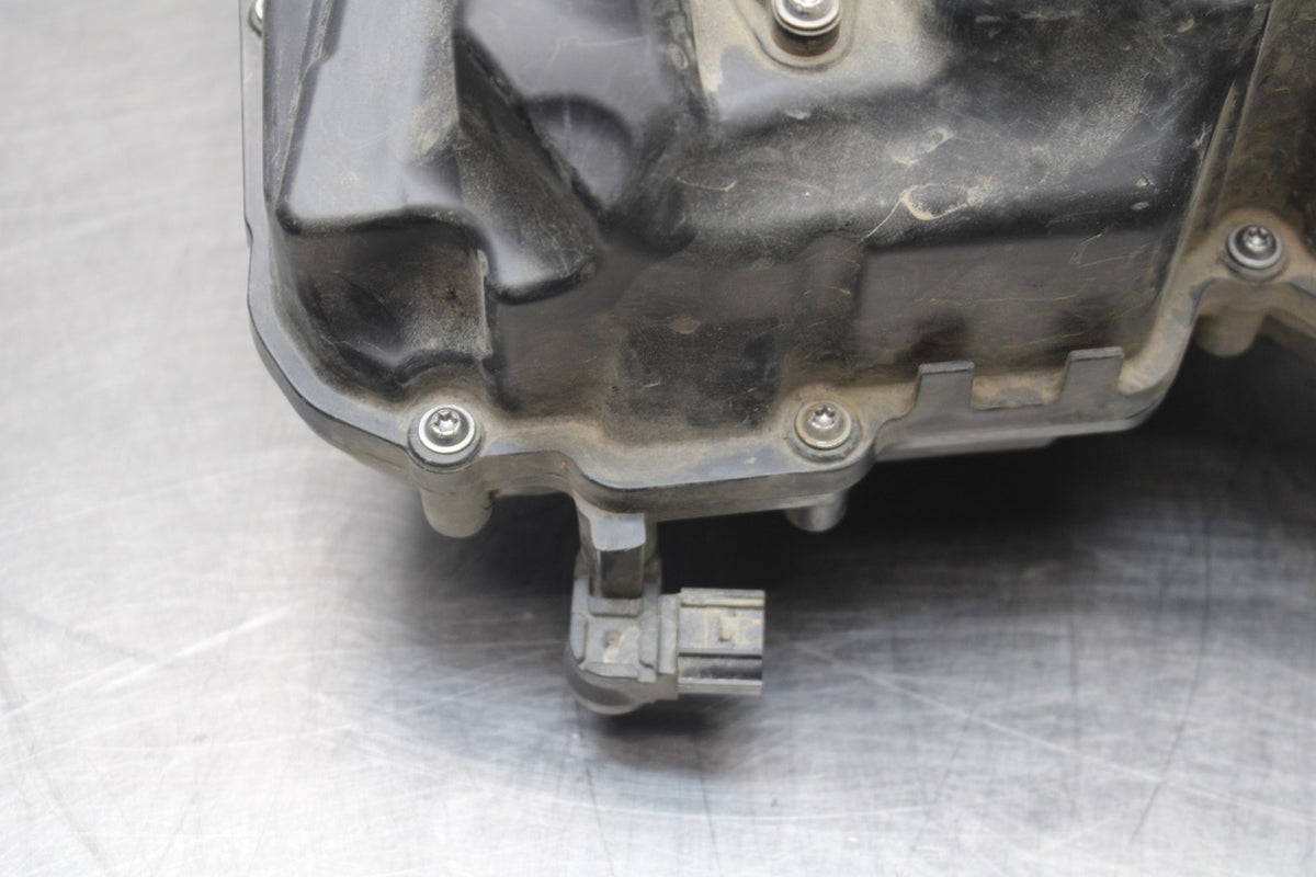 15 TRIUMPH TIGER 800 AIRBOX AIR INTAKE FILTER BOX BB873