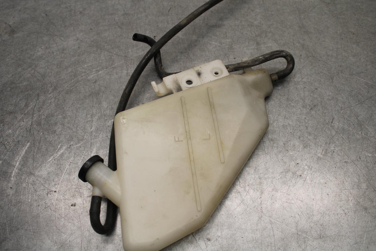 05-06 SUZUKI GSXR1000 COOLANT WATER TANK RESERVOIR BOTTLE 17910-41G00 BB663