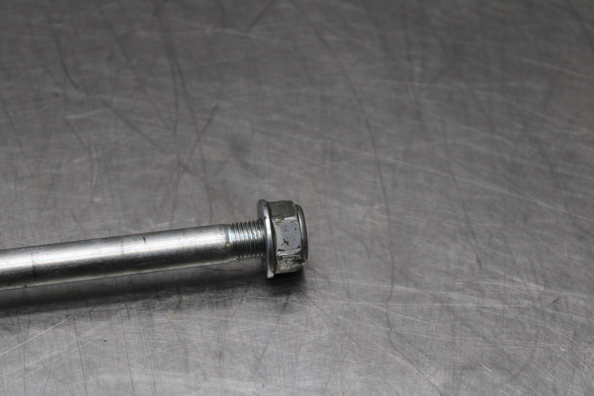 08 HONDA CBR125R FRONT WHEEL RIM AXLE PIVOT BOLT BB839
