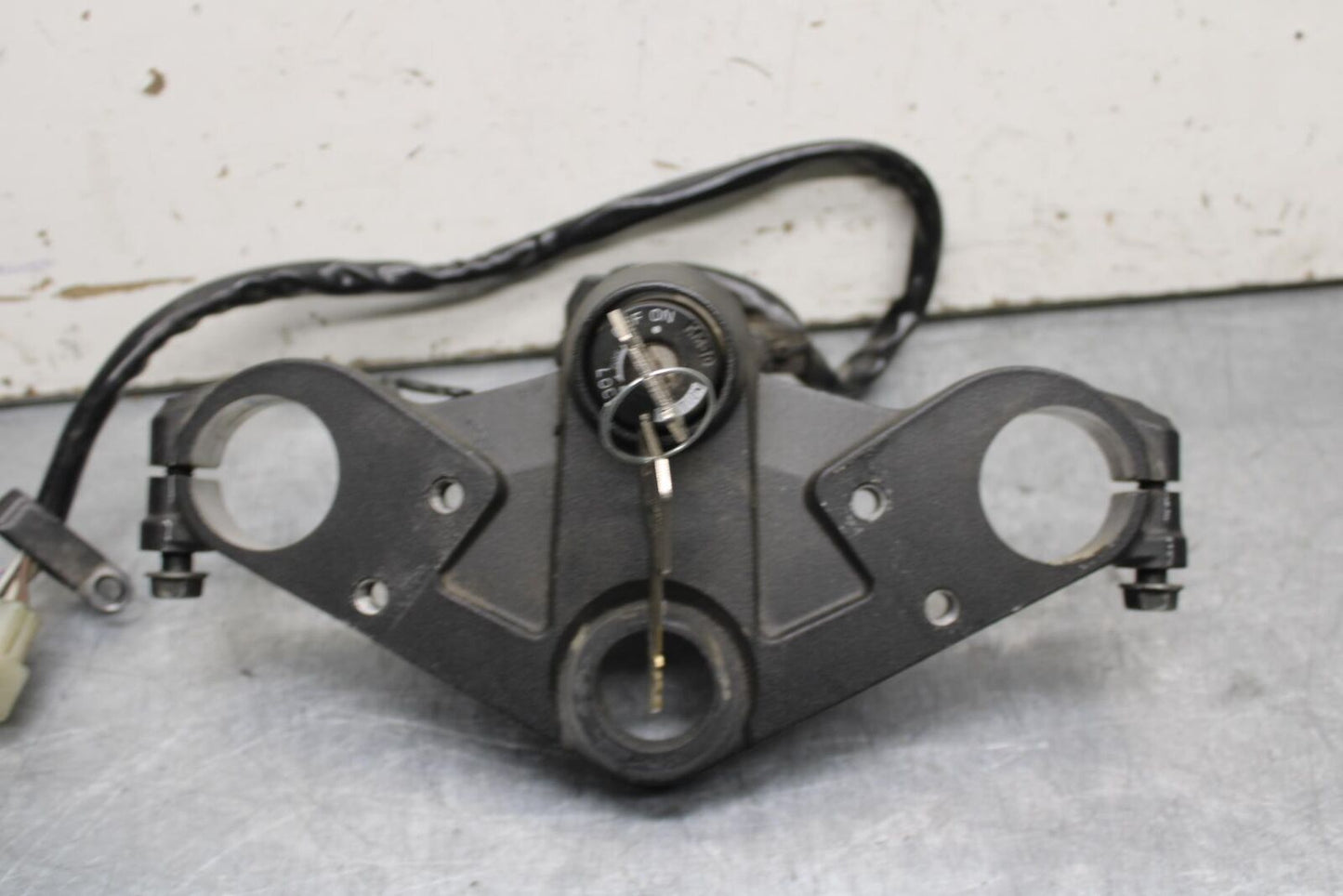 15-16 KAWASAKI EX300 IGNITION LOCK KEY SET W/ GAS CAP AND SEAT LOCK BB635