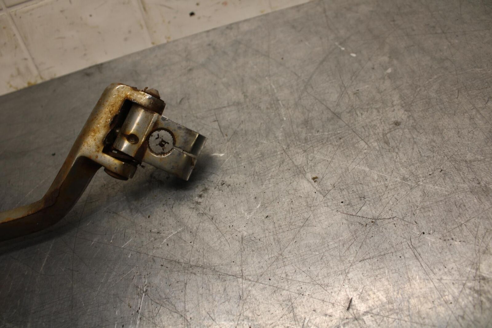 75 SUZUKI GT 550 KICKSTART   BB72