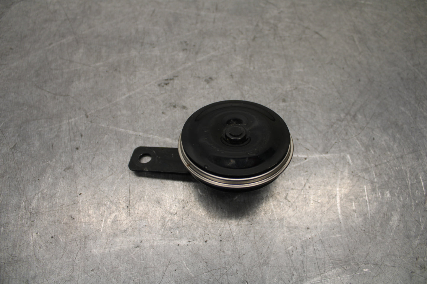 15-17 YAMAHA YZF R3 HORN SIGNAL BB651