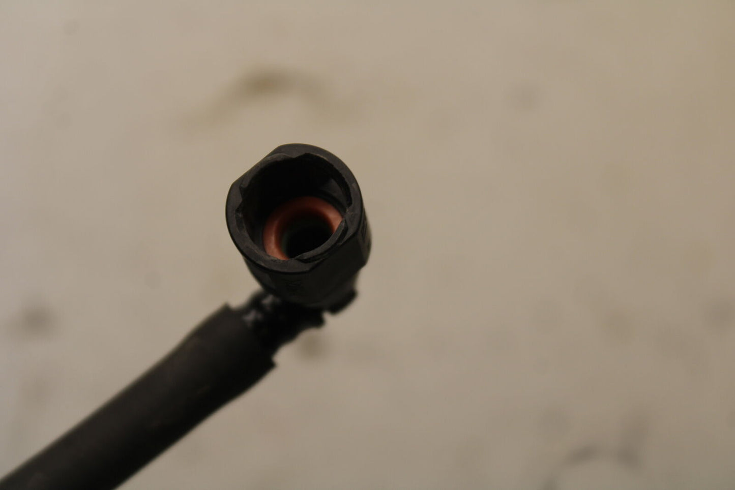 05-06 SUZUKI GSXR1000 FUEL HOSE GAS LINE TUBE PIPE 15810-41G00 BB663