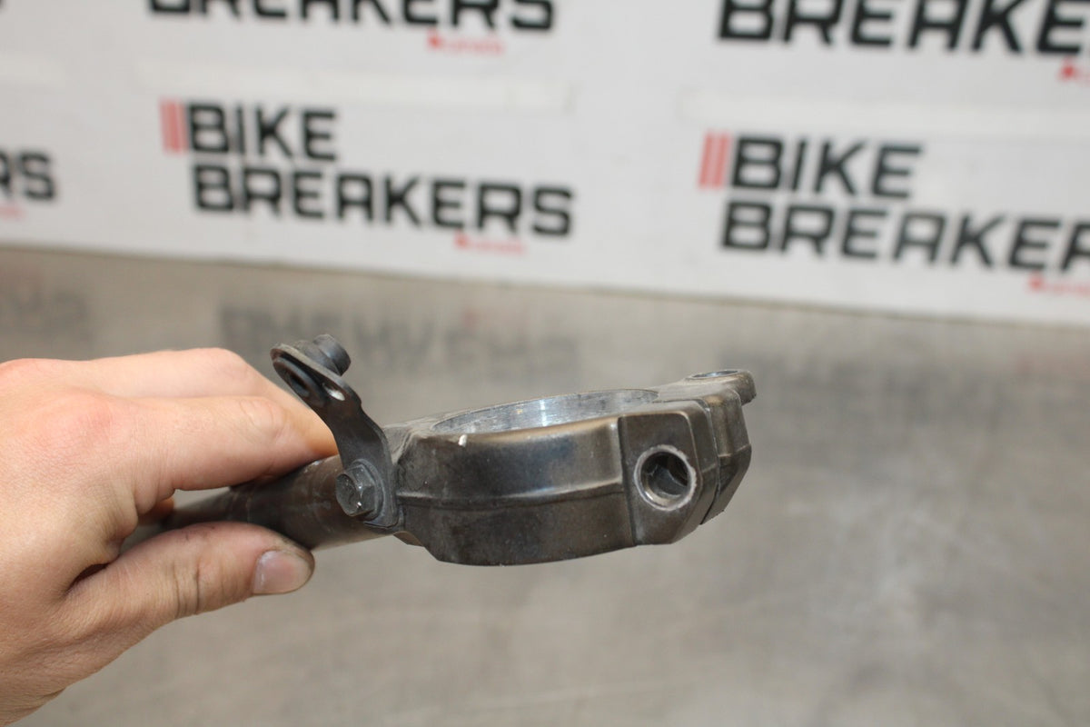 03-04 KAWASAKI NINJA ZX6R OEM RIGHT CLIP ON HANDLEBAR BB397