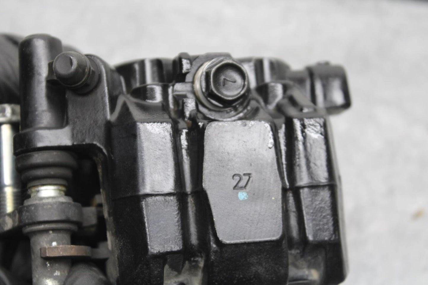 15-16 KAWASAKI EX300 FRONT BRAKE CALIPER BB635