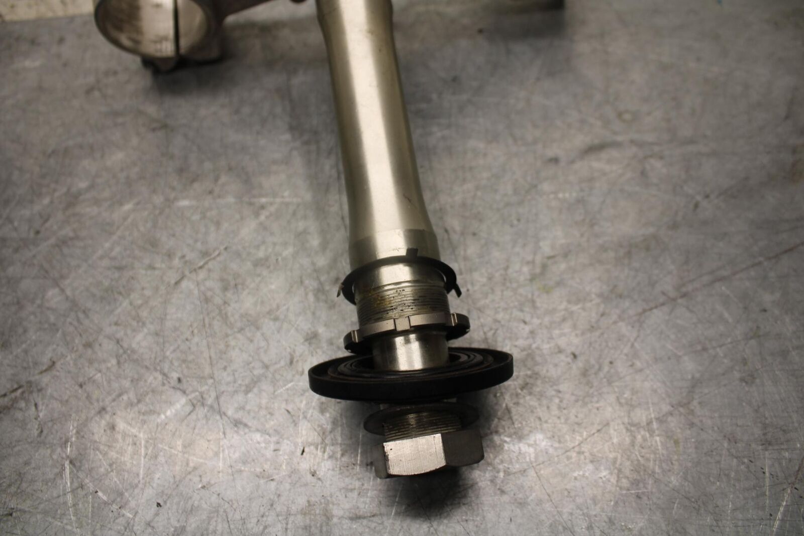 2007 Kawasaki Ninja ZX6R ZX600P FRONT FORKS CLAMP LOWER TRIPLE TREE STEM BB47