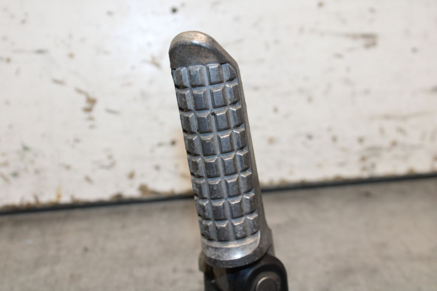 08-12 KAWASAKI NINJA 250R EX250J REAR BACK PASSENGER PEG SET PAIR BB111