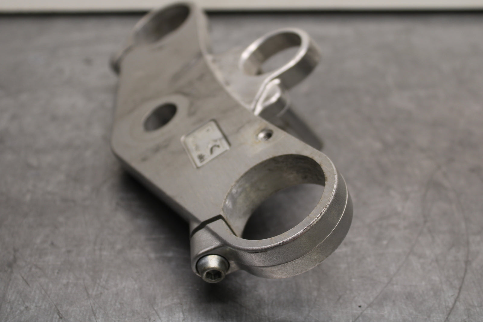 00-02 KAWASAKI NINJA ZX6R FORKS UPPER TRIPLE TREE CLAMP BB750