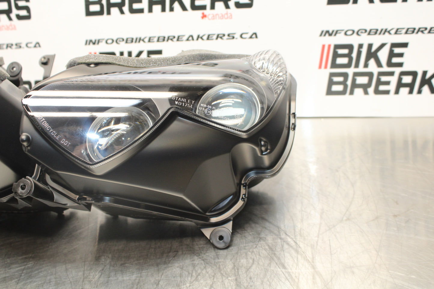 23-24 KAWASAKI NINJA ZX14R NEW!! FRONT HEADLIGHT HEAD LIGHT LAMP BB153