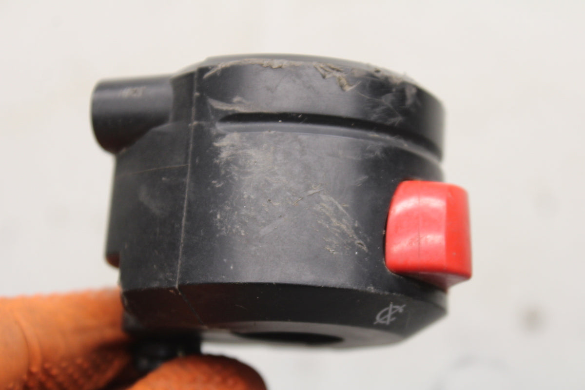 06-07 SUZUKI GSXR750 RIGHT CLIP ON HANDLE KILL OFF START SWITCH SWITCHES BB670