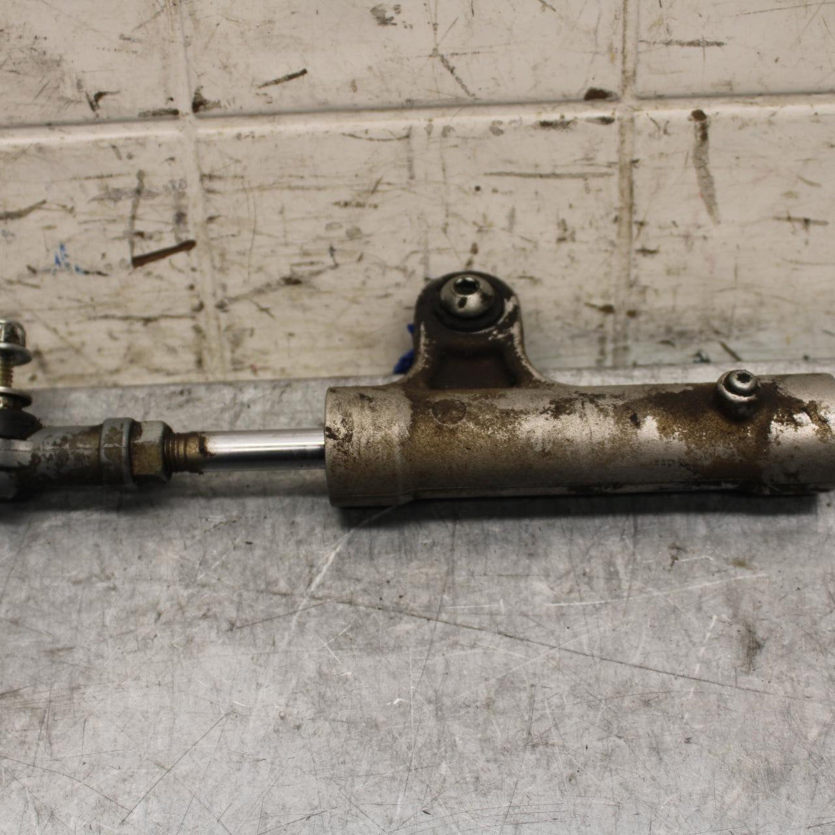 2001 Suzuki GSXR600 STEERING DAMPER STABILIZER BB59