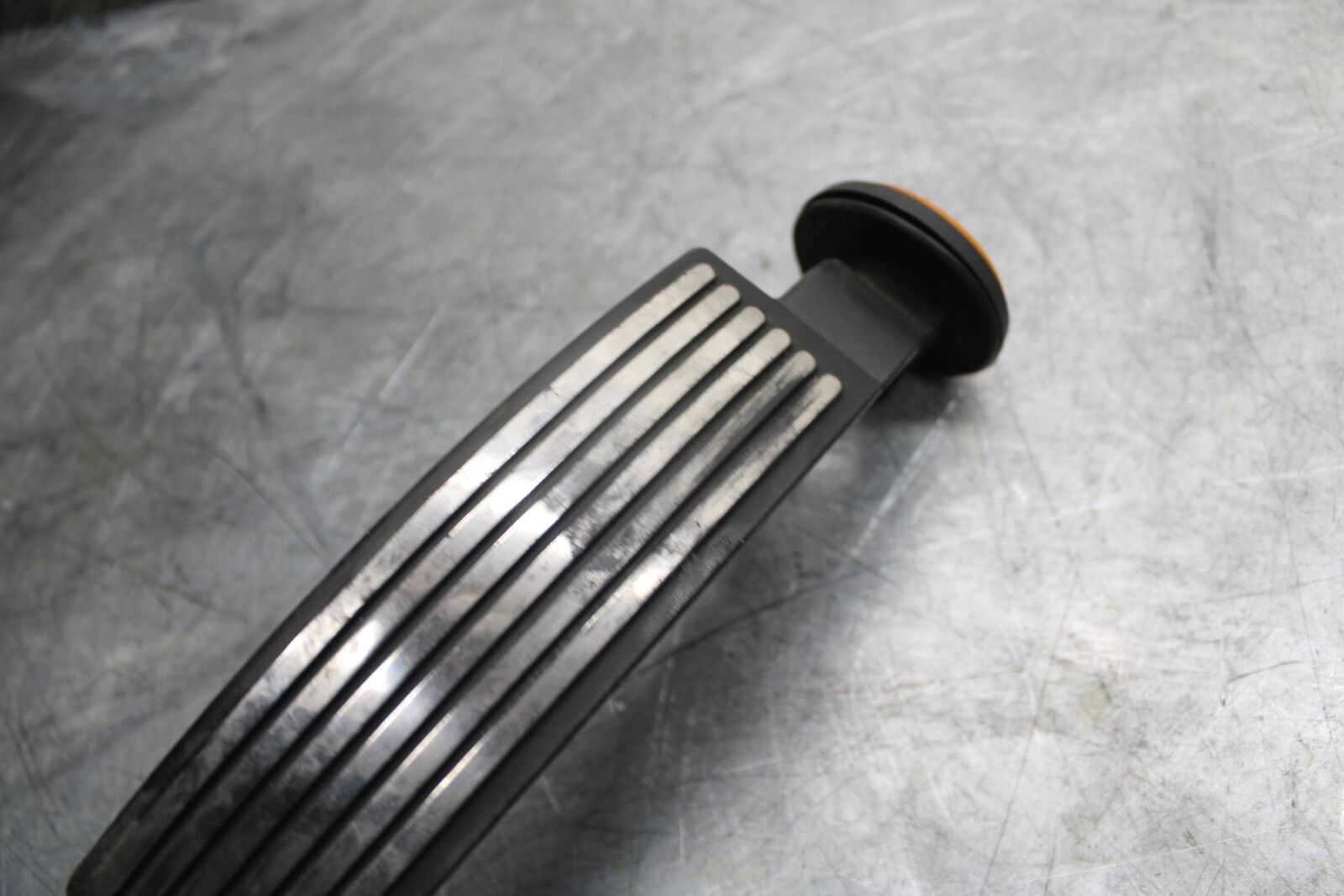 1982 Suzuki GS450L FRONT FORK COVER TRIM BB52