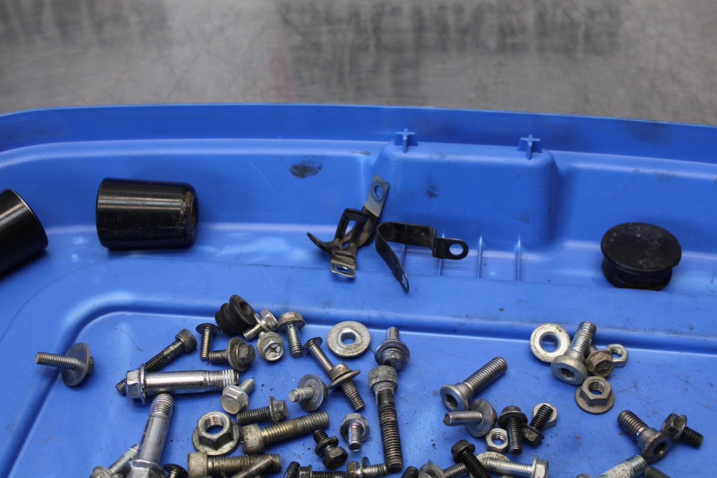 08-18 KAWASAKI KLR650 MOUNTING BOLTS HARDWARE MOTOR SCREWS BB183