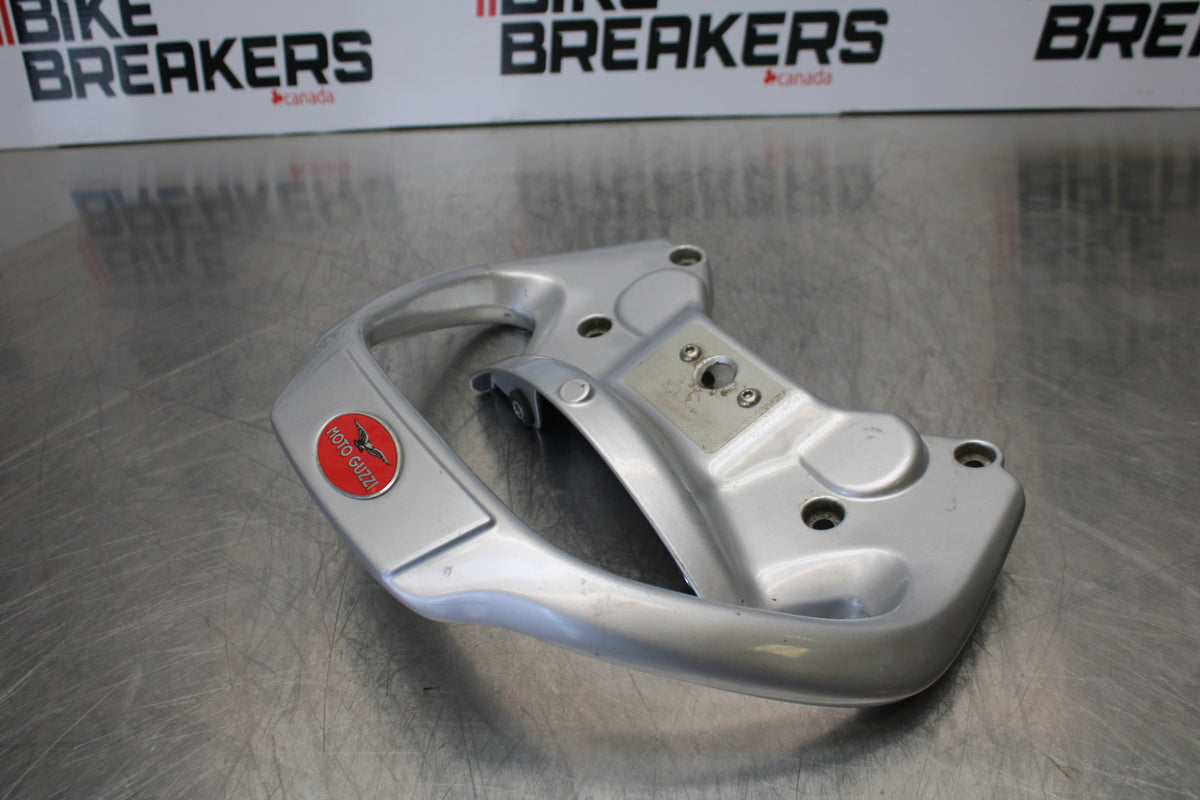 08 MOTO GUZZI BREVA 750 PASSENGER REAR SEAT GRAB BAR HANDLE BB154