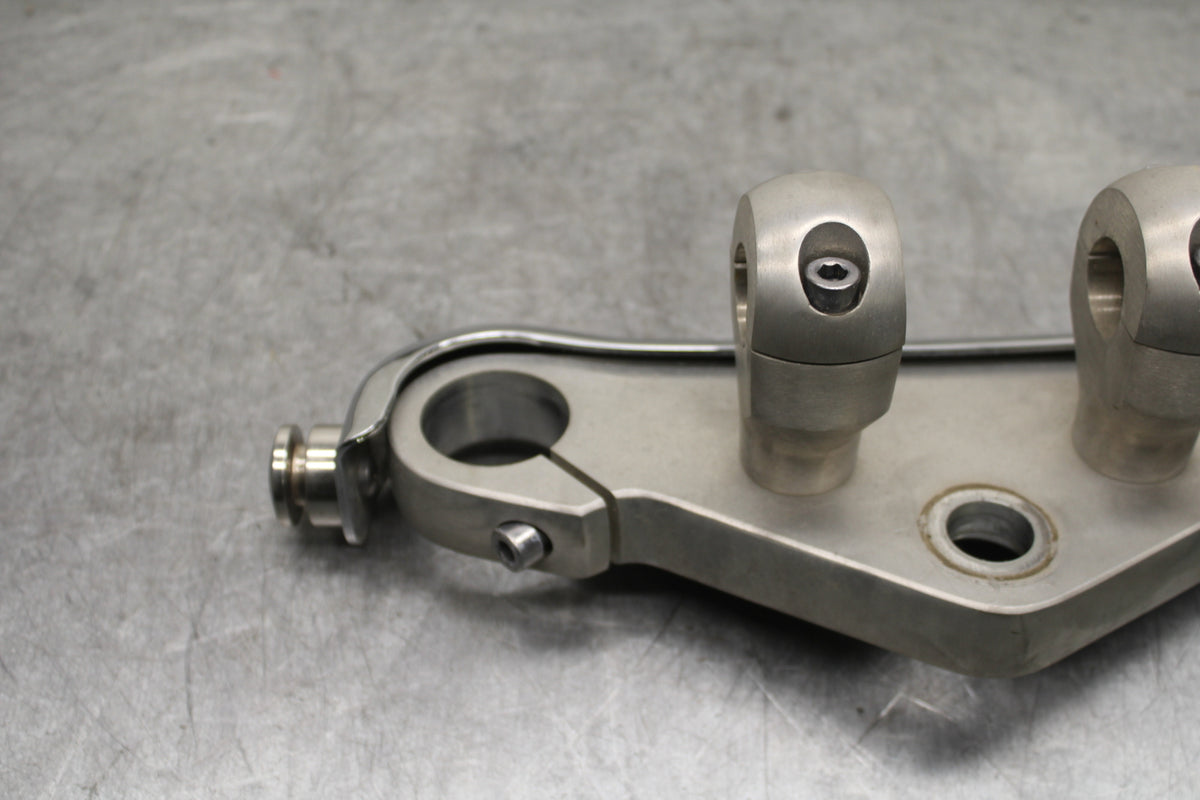 14-16 TRIUMPH AMERICA LT FORKS UPPER TRIPLE TREE CLAMP BB720
