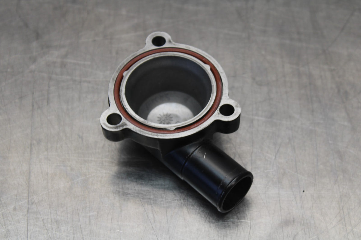24 KAWASAKI NINJA 500 ABS THERMOSTAT COVER BB818