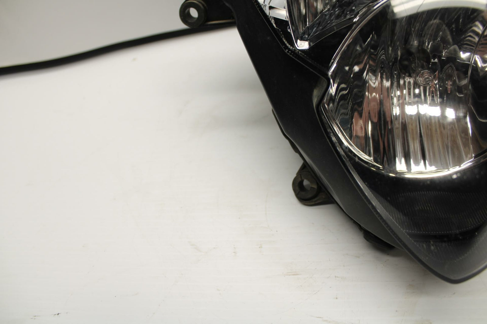 13-16 SUZUKI BANDIT 1250S ABS FRONT HEADLIGHT HEAD LIGHT LAMP BB238